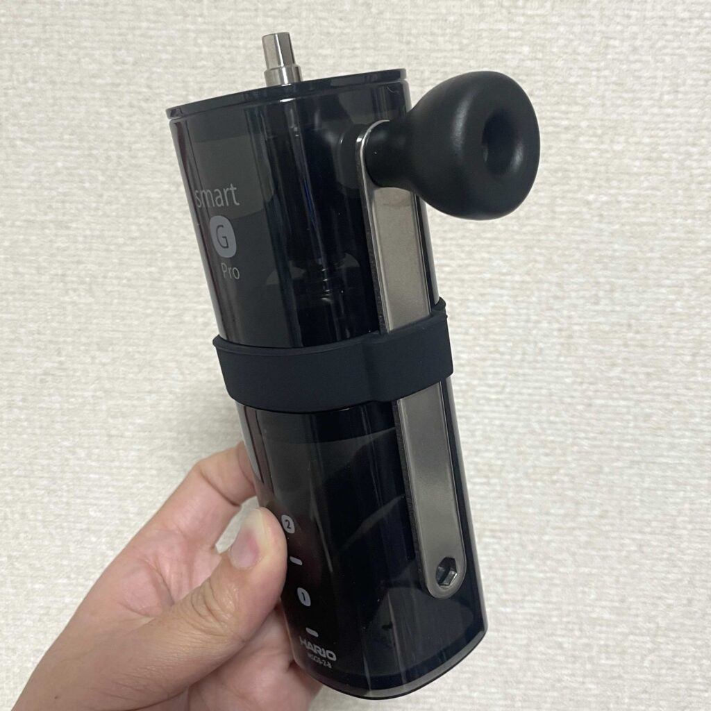 コーヒーインストラクター愛用のハリオ コーヒーミル「スマートG PRO」の実機写真