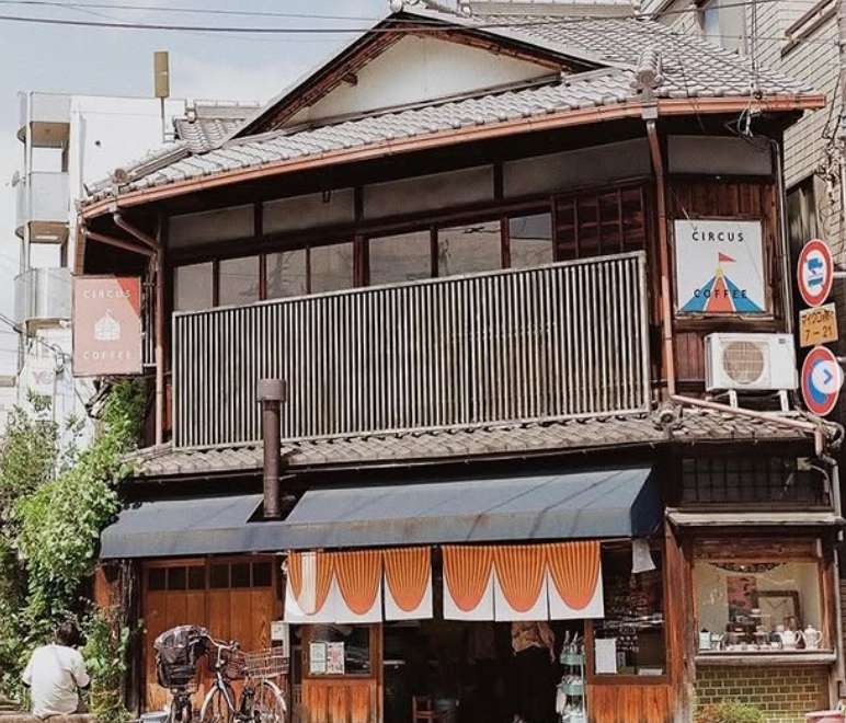 サーカスコーヒーの店舗の外観