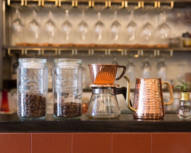 NuCUPCOFFEEの店舗の内観