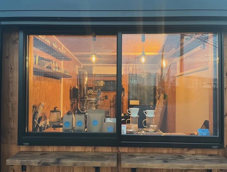 こぴのおと珈琲焙煎所の店舗の外観(京都のコーヒー豆専門店)