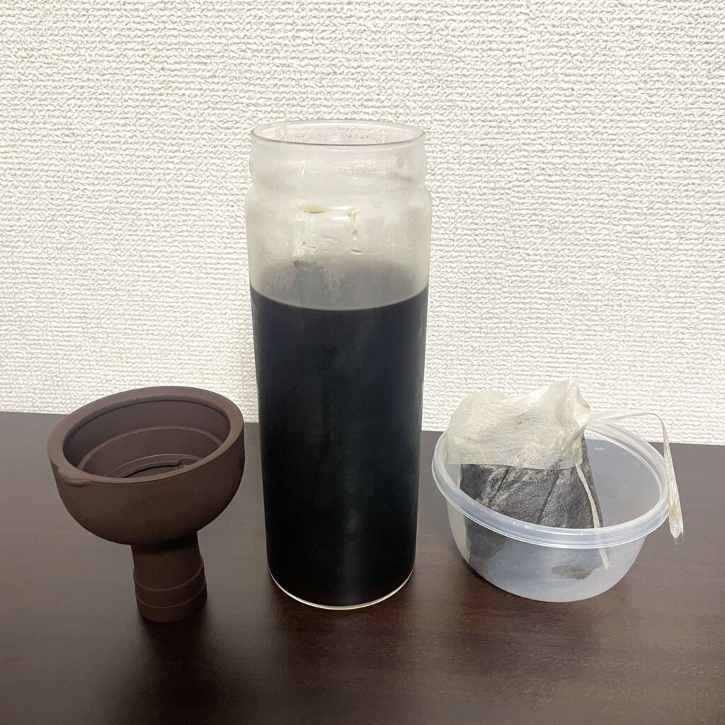 飲む前にはコーヒーパックを取り除く