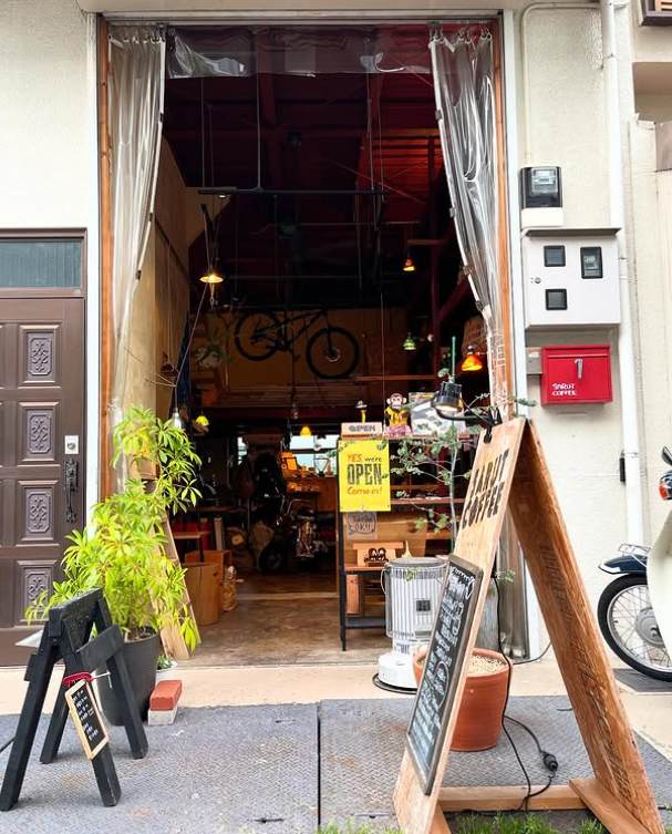 サルーコーヒーの店舗の外観(京都のコーヒー豆専門店)