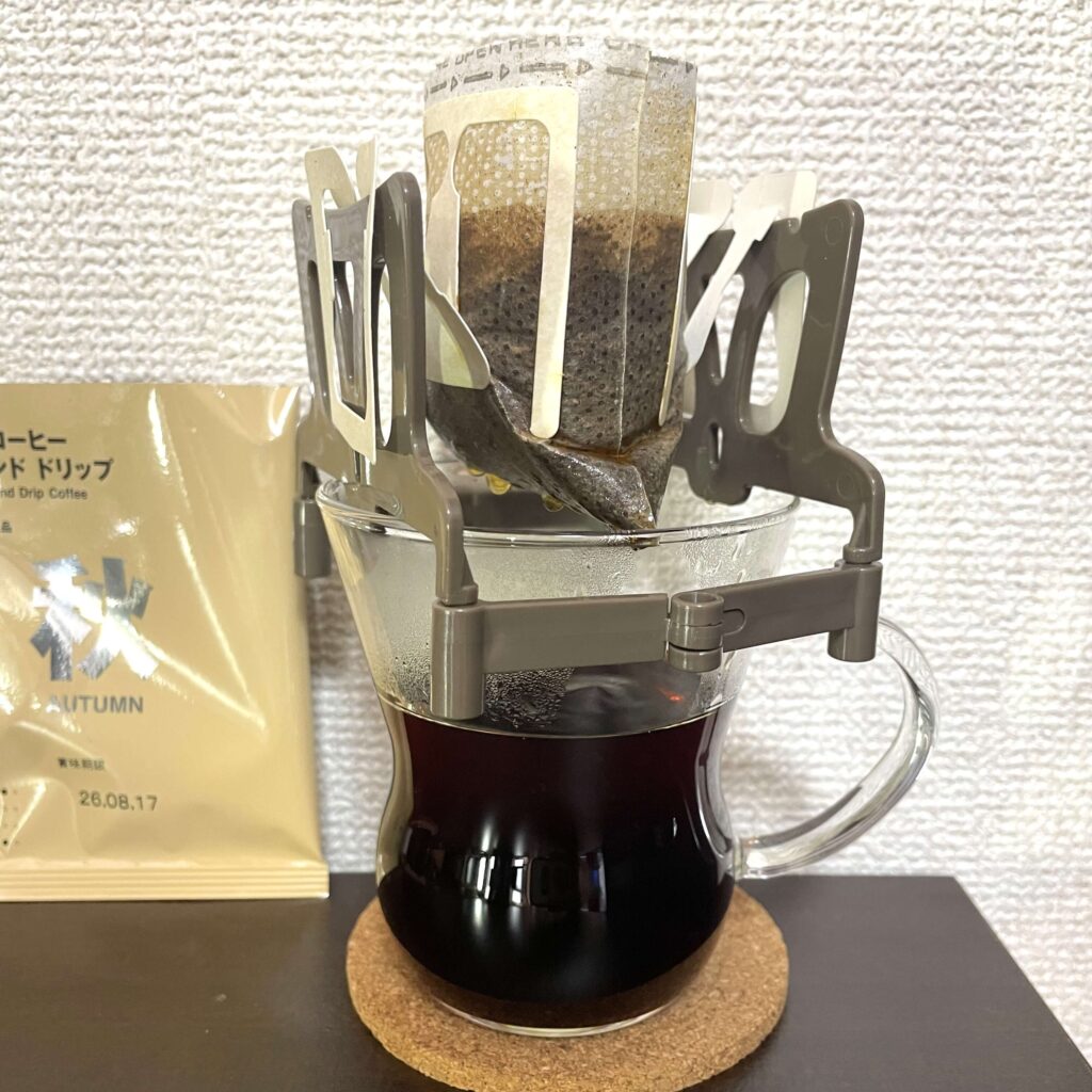ダイソーで買ったドリップバッグスタンド