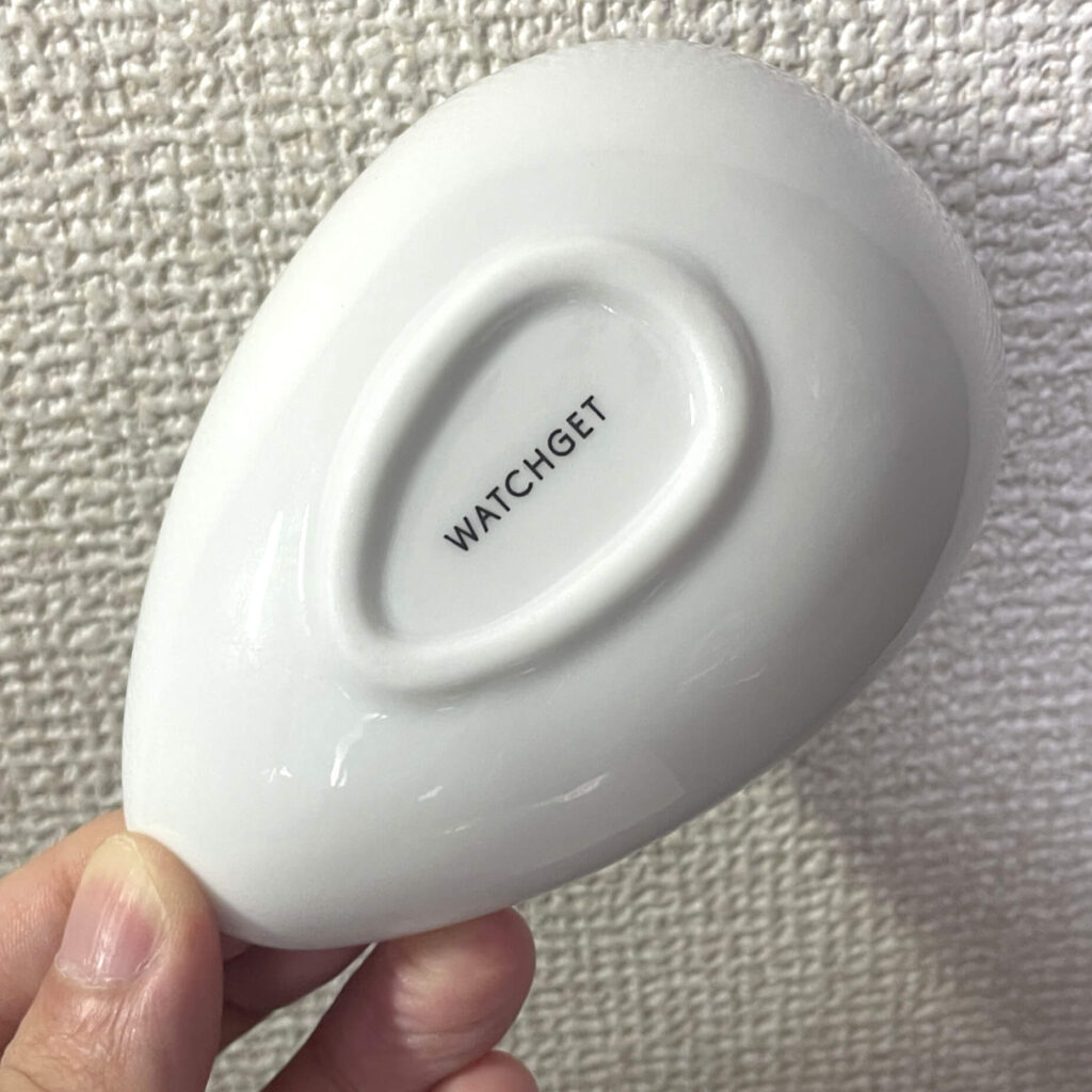 「watchget」のコーヒー豆の計量皿は裏にロゴがある
