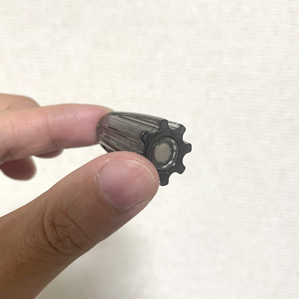 ハリオ「Flow Dripper TRITAN」は磁石軸が特徴