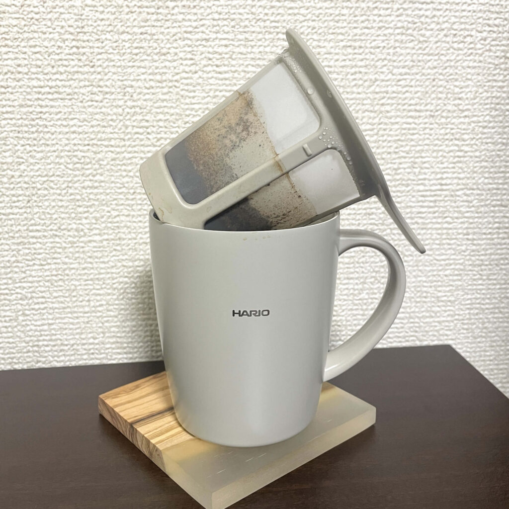 コーヒーインストラクターが愛用するハリオのティー&コーヒーメーカーマグの実物写真