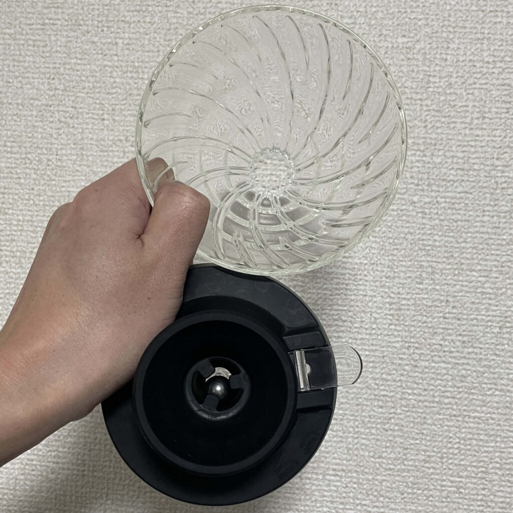 スイッチのドリッパー部分を取り外した様子