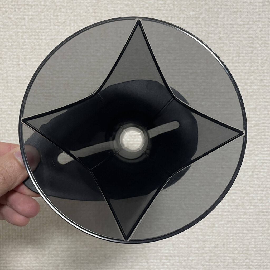 V60 1回抽出ドリッパー MUGENの実物写真（上から）