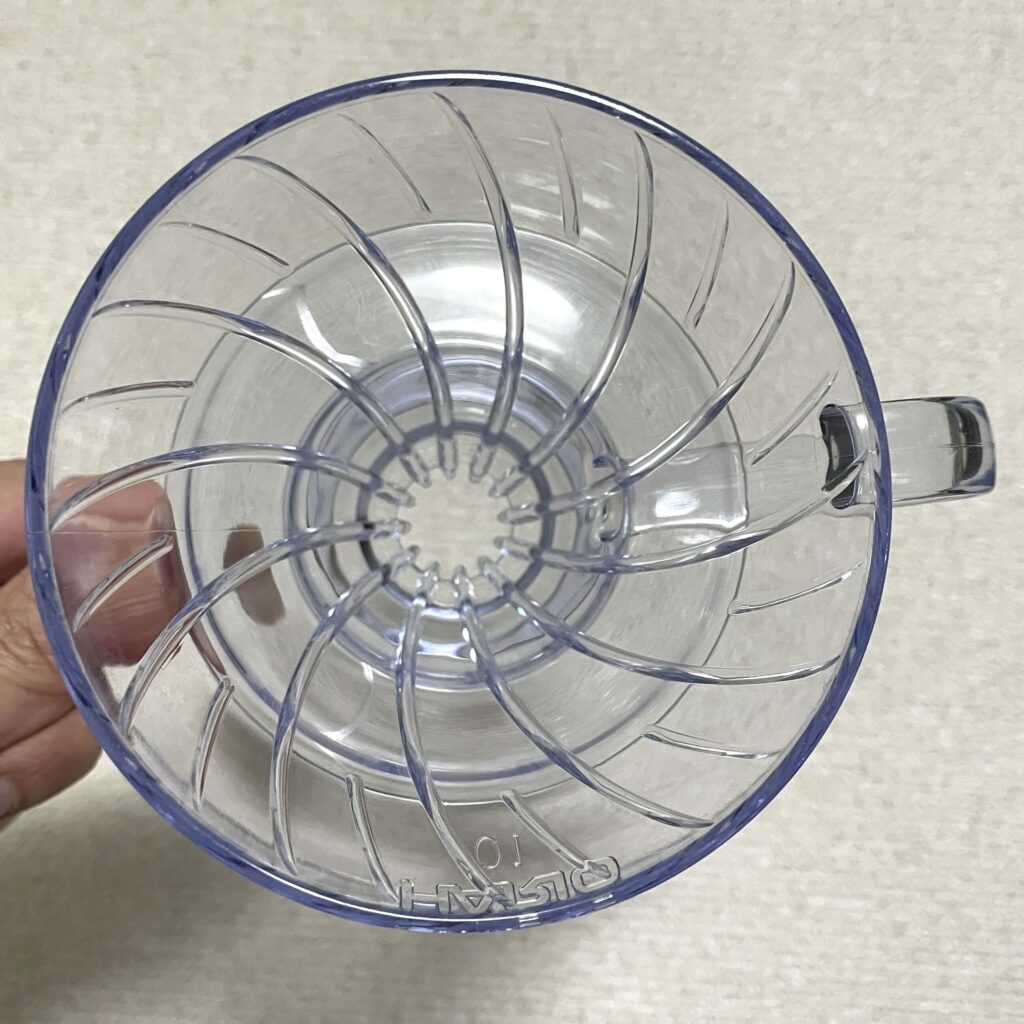 V60 透過ドリッパーの上から見た実物写真