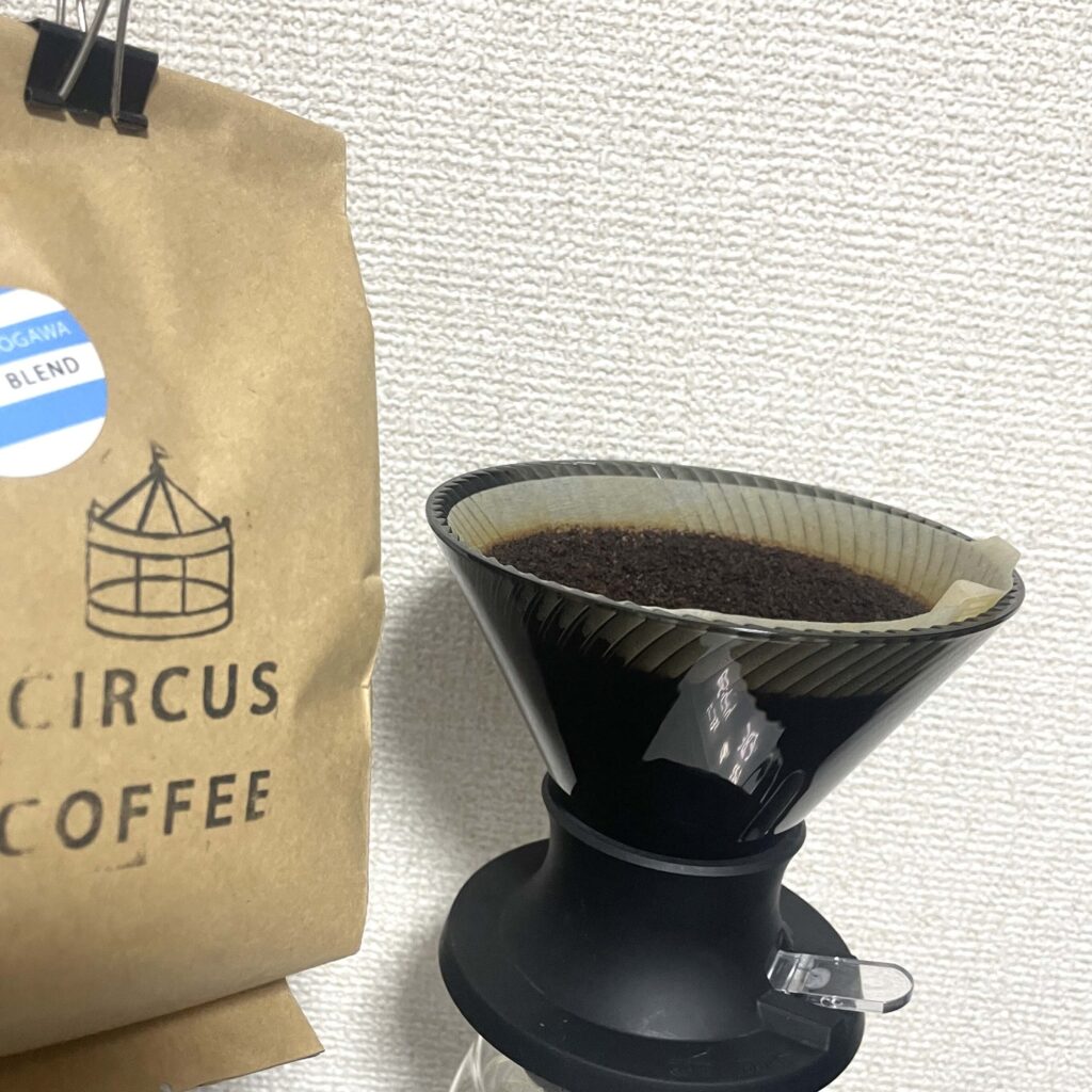 サーカスコーヒーの賀茂川ブレンドを抽出した様子