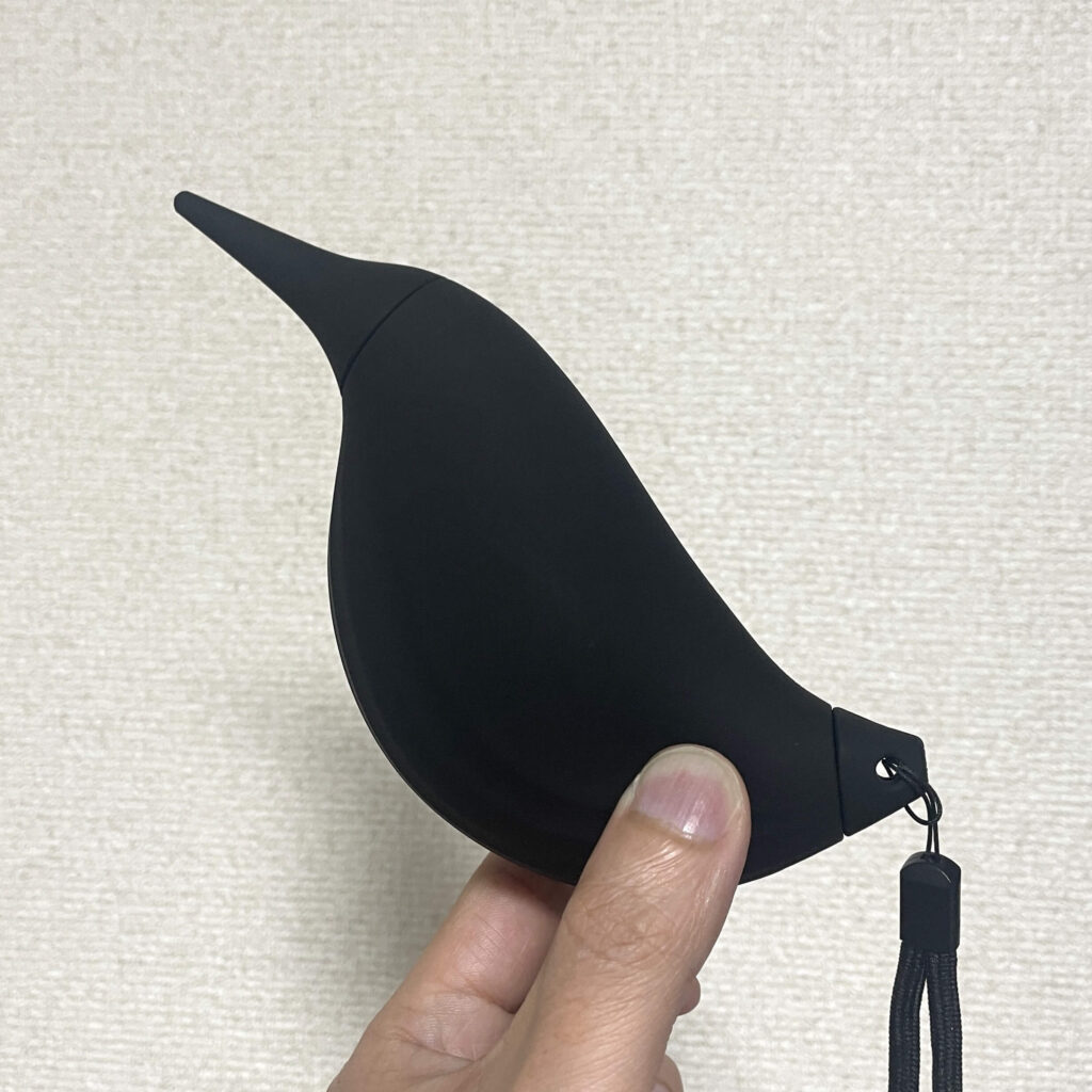 MHW-3BOMBERのコーヒーブロワーはハチドリの様な曲線フォルム