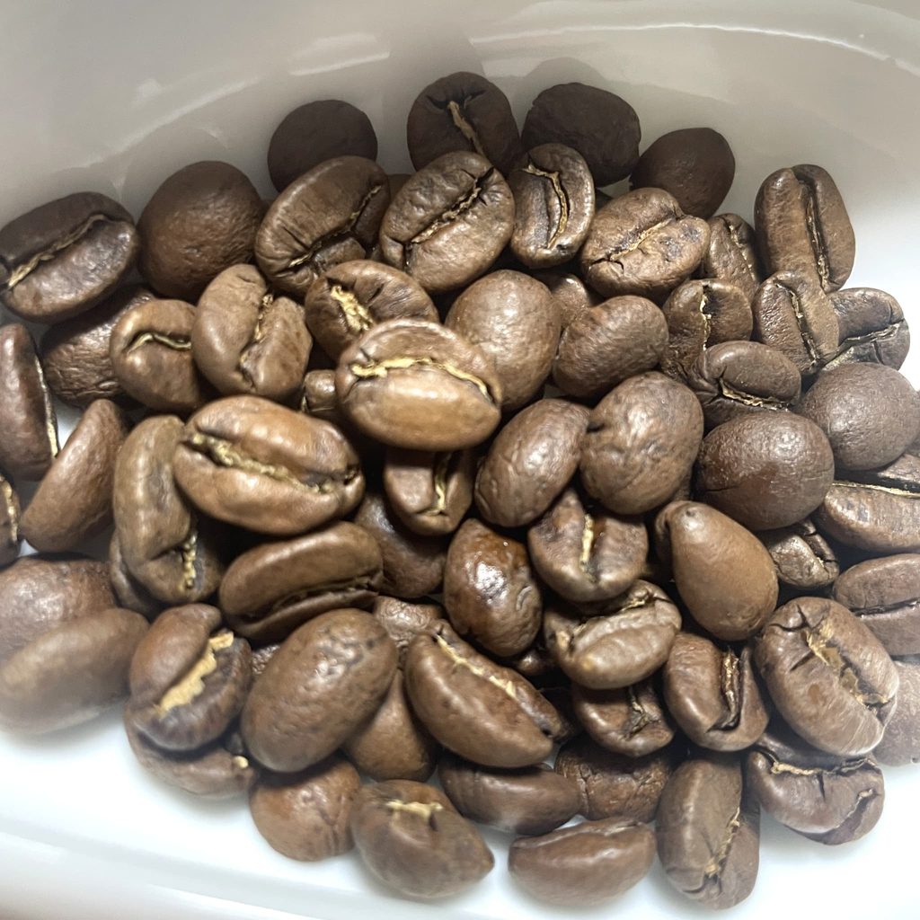 シガコーヒーのコスタリカの実際の豆